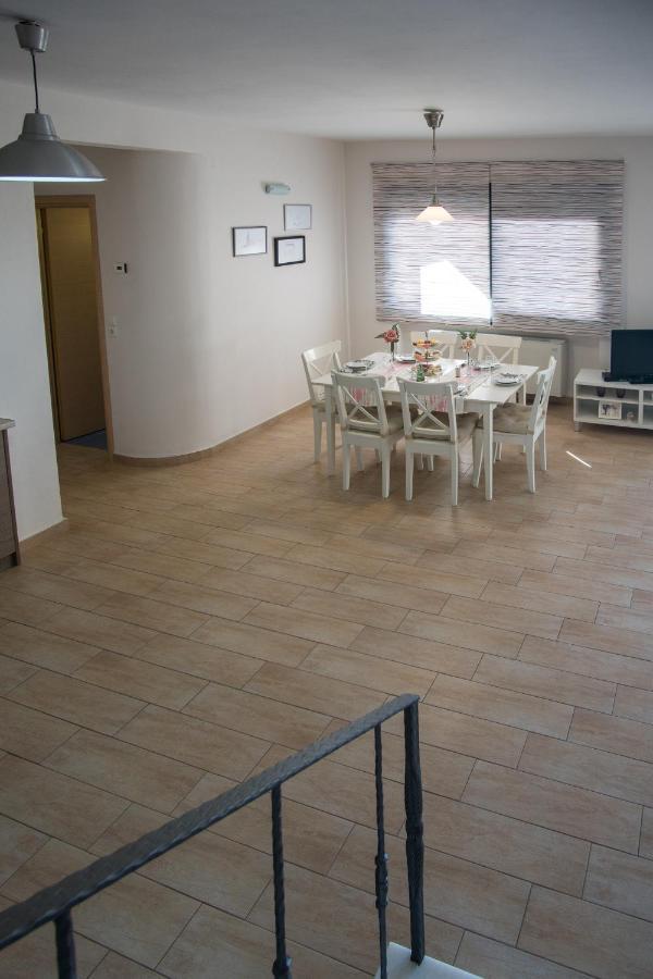 Velanidia Apartments Plataria Esterno foto